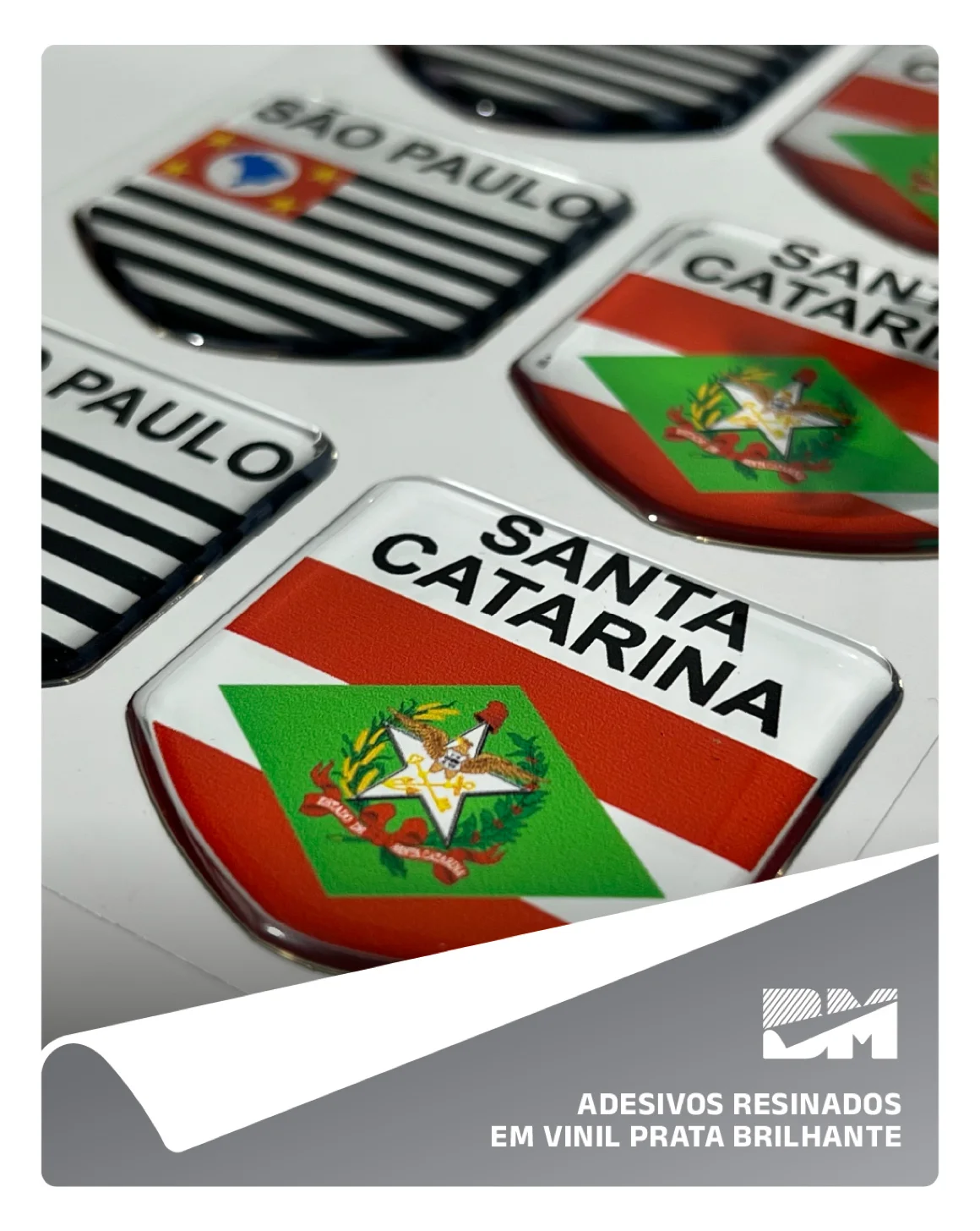 bm-servico-03-adesivo-resinado-vinil-prata-brilhante